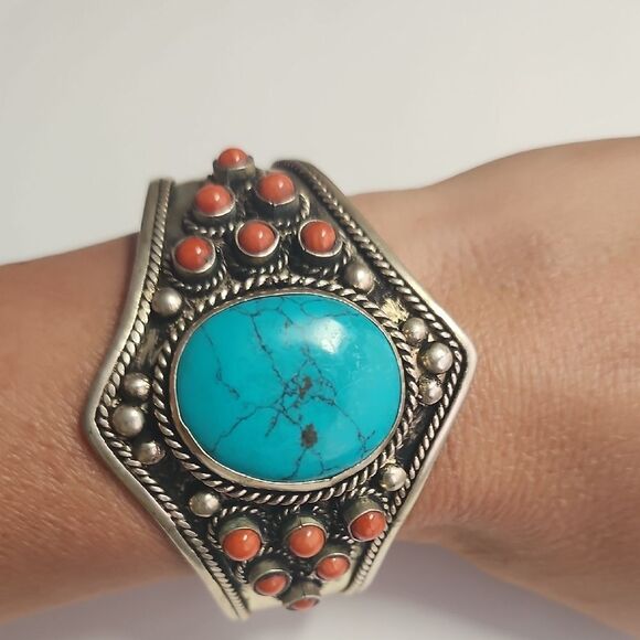 Silver Cuff Bracelet - Picture 1 of 8